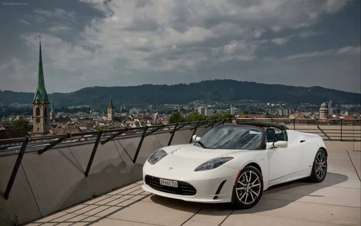tesla roadster 2008 zurigo
