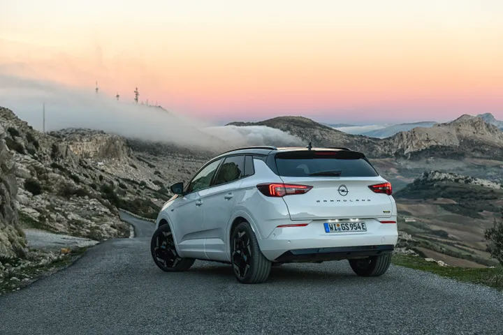 Opel Grandland GSe