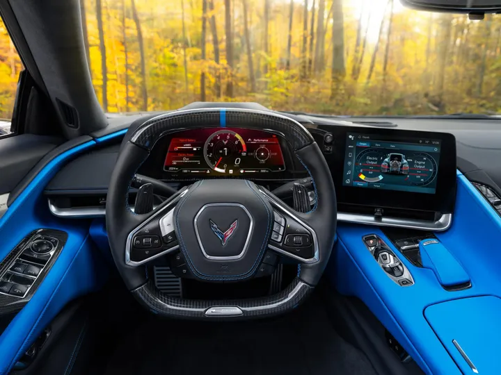 interni chevrolet corvette 2024