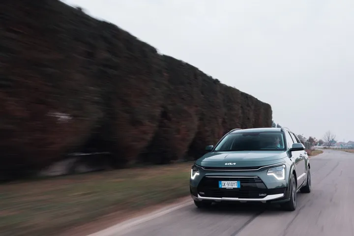 kia niro hev 2023 auto full hybrid