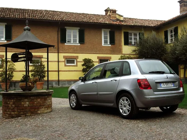 Stilo rear 5 porte