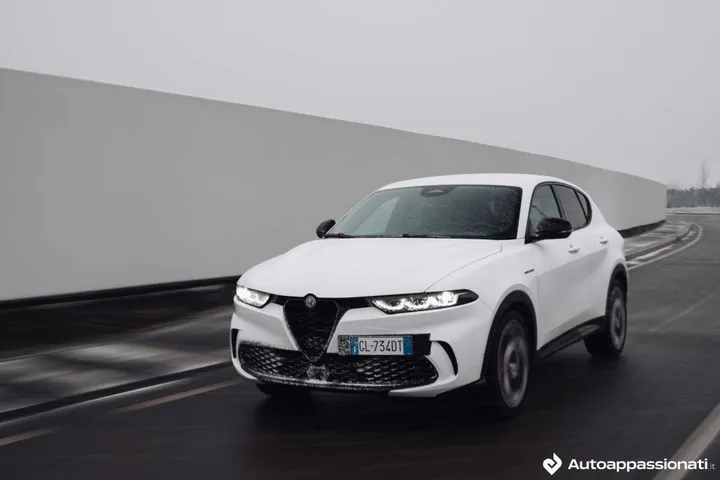 Alfa Romeo Tonale Hybrid 160