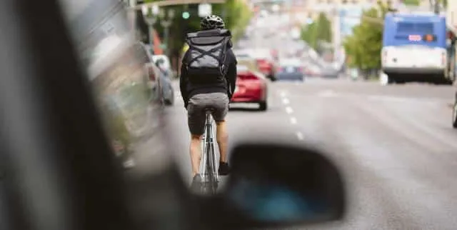 ciclista preso di mira