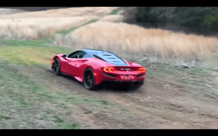 Ferrari F8 Campo