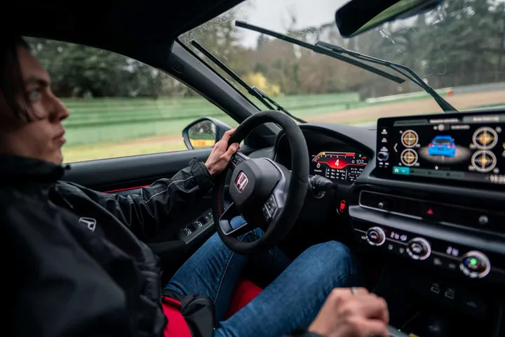 Interni honda civic type r 2023