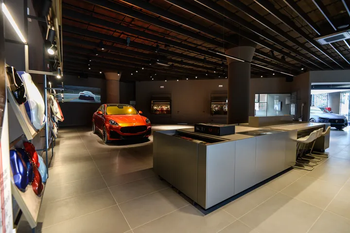 Maserati_Nuovo Concept Store_Torino_Maserati Grecale_Mission from Mars