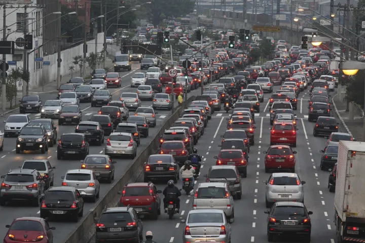 auto traffico scaled