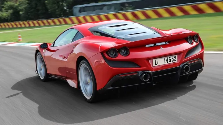 ferrari f8 tributo