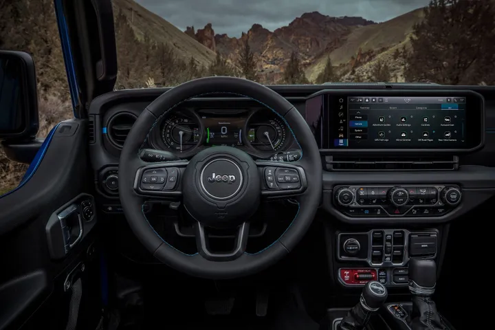interni jeep wrangler 2024