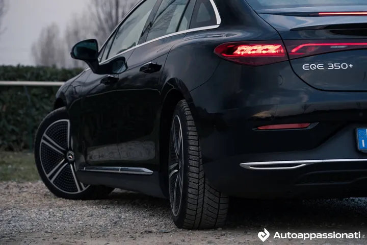 mercedes benz eqe 23