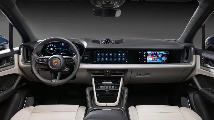 porsche cayenne interni