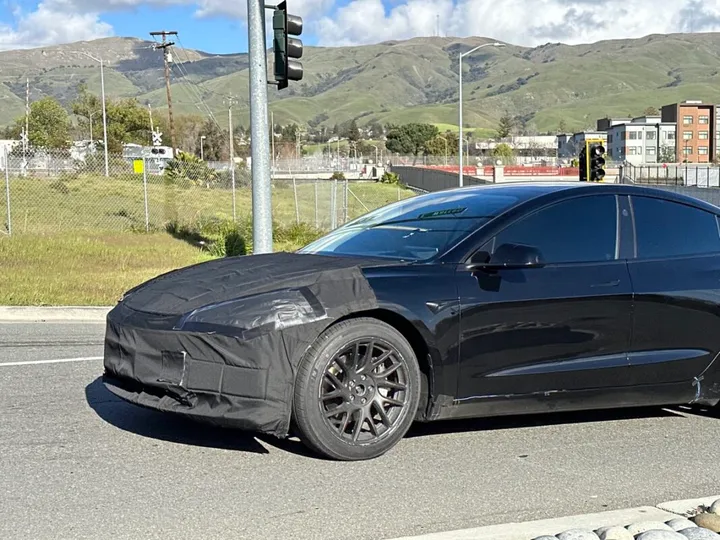 tesla model 3 2024 1 1068x801 1