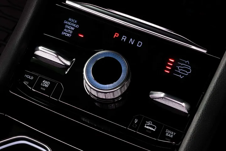 grand cherokee 4xe