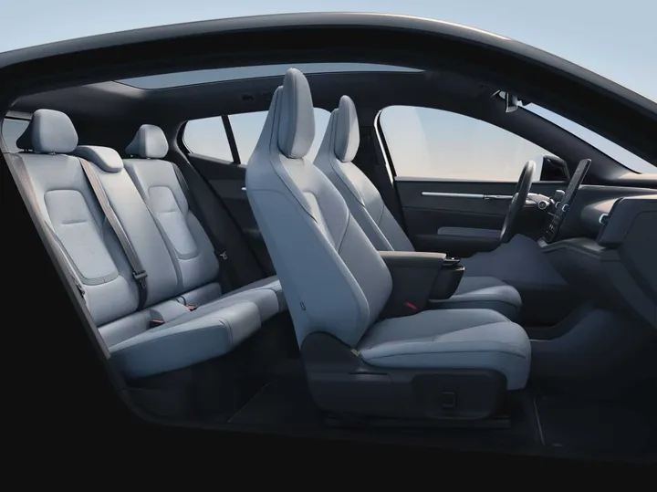 volvo ex30 spazio a bordo