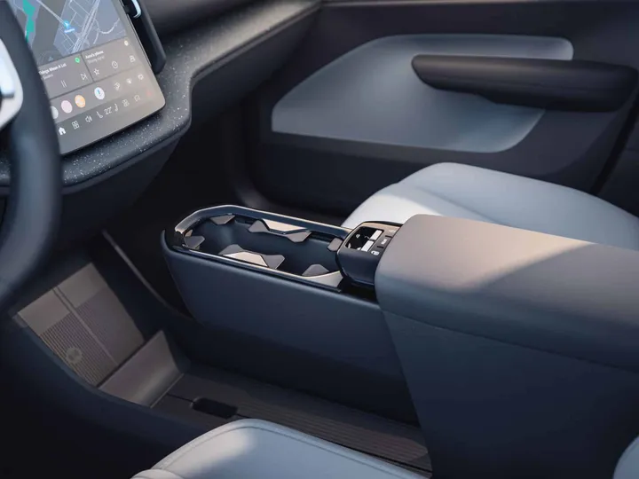 313341 volvo ex30 interior