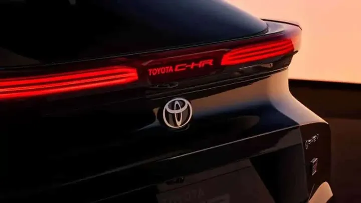 foto toyota c hr 2023 immagini photogallery