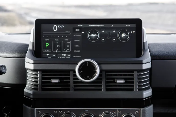 ineos grenadier infotainment