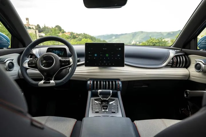 interni byd atto 3