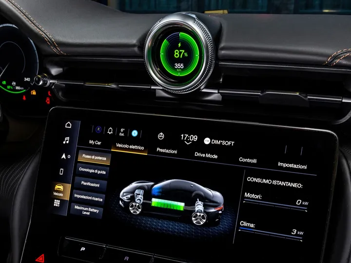 maserati granturismo folgore blu nobile 33