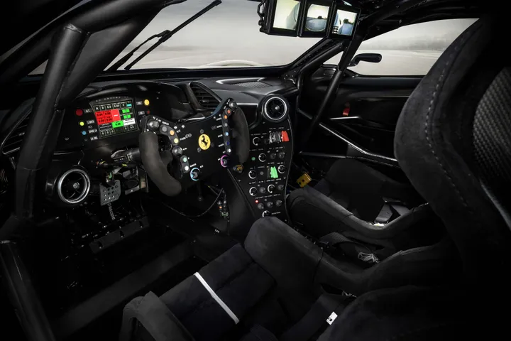 Interni Ferrari KC23