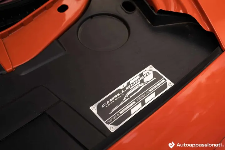 dodge challenger srt hellcat 12