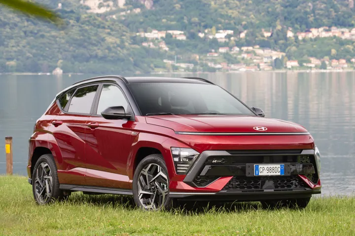 hyundai kona 2023 hybrid frontale