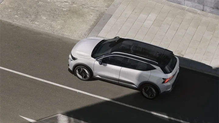 Renault_Scenic_E-Tech_electric
