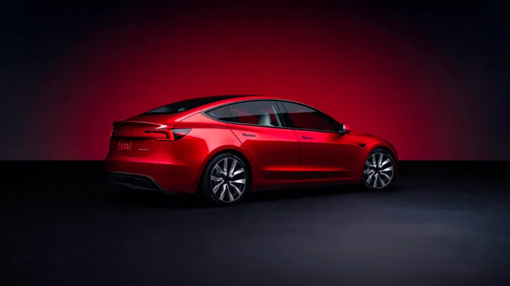 Tesla model 3 2023