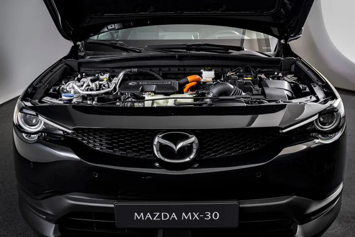 2022 mazda mx 30 r ev edition r tech 1 highres