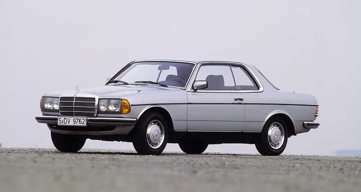 W123