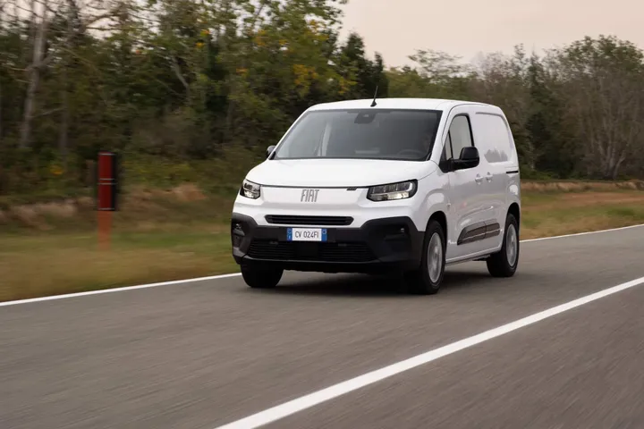 fiat professional doblò 2024
