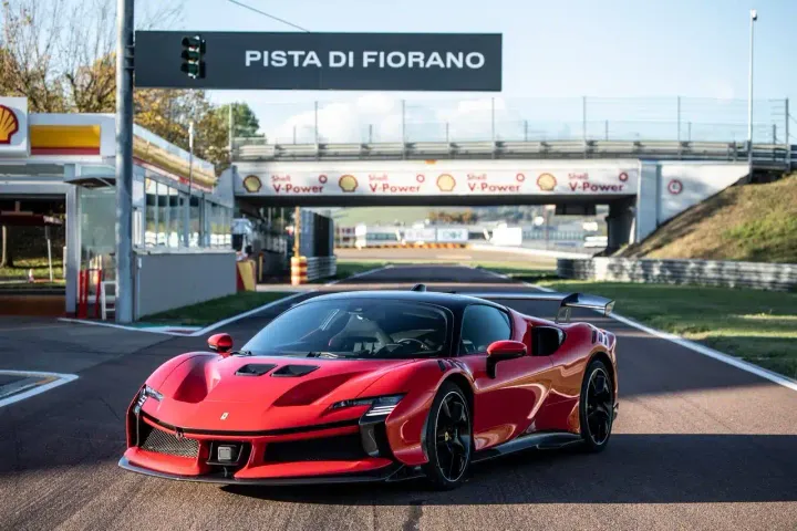 ferrari sf90 xx stradale