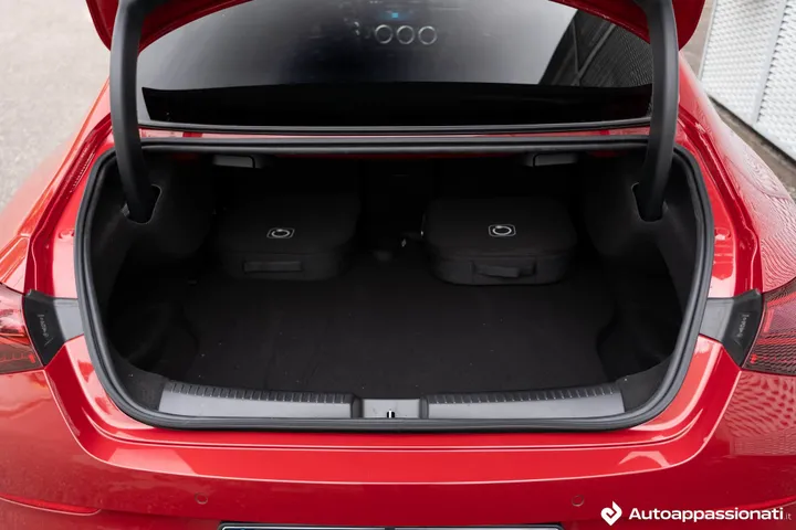 mercedes cla250e 12