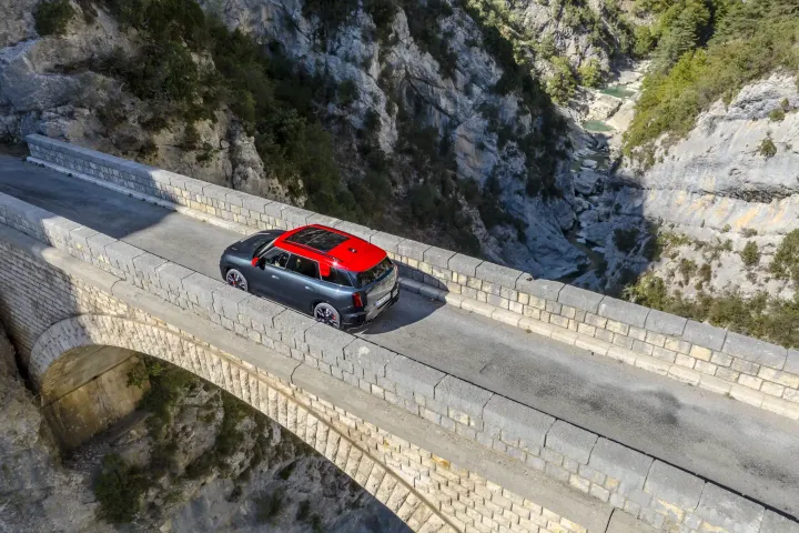 mini countryman jcw 2024 2 scaled