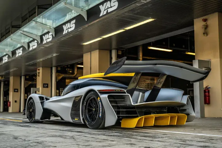 777 hypercar posteriore abu dhabi