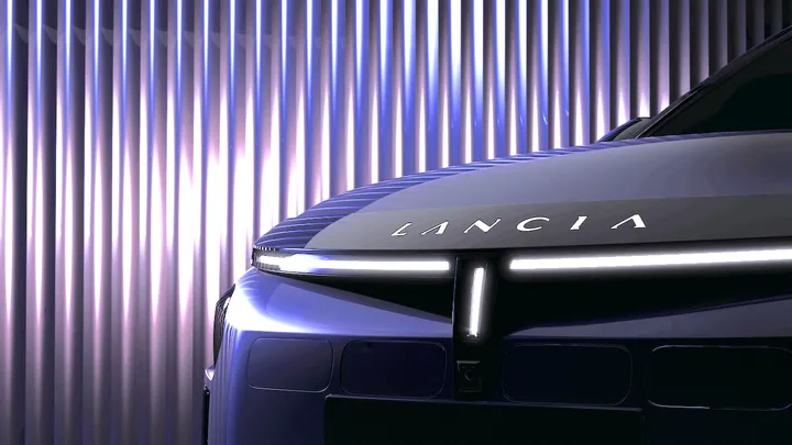frontale lancia ypsilon 2024 saturazione aumentata