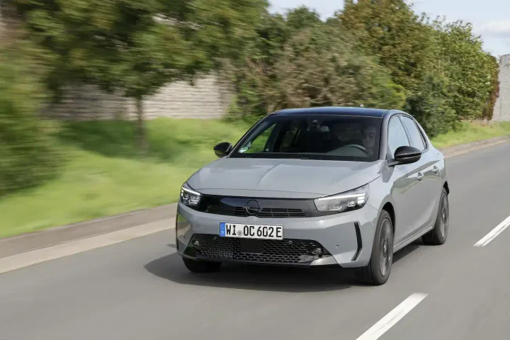 opel corsa 2024 frontale