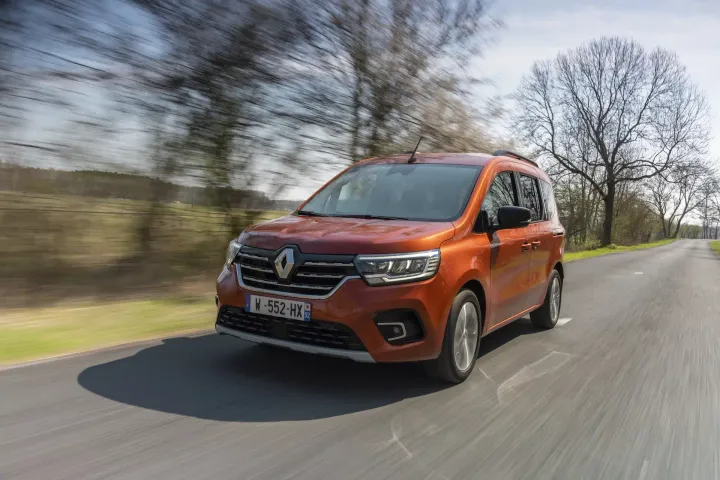 renault kangoo 2024 diesel
