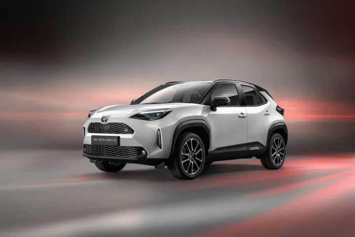 toyota yaris cross 2024