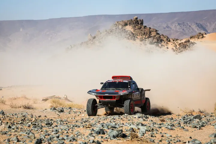 carlos sainz vince dakar 2024 1
