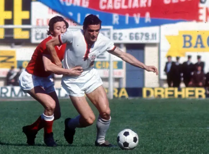 gigi riva cagliari 1970 copia