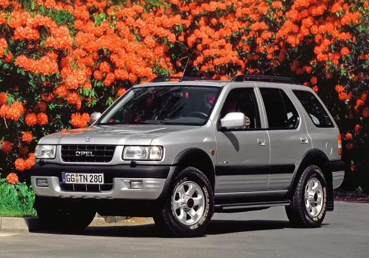 opel frontera anni 90