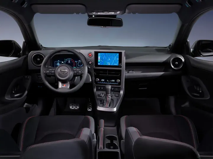 toyota yar55 full interior
