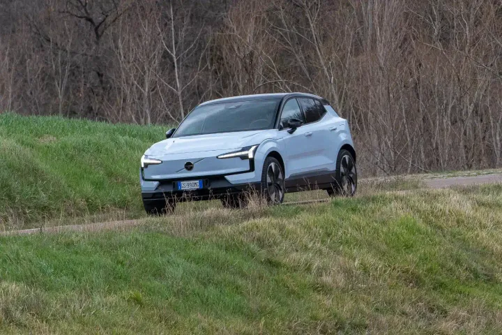 volvo ex30 prova