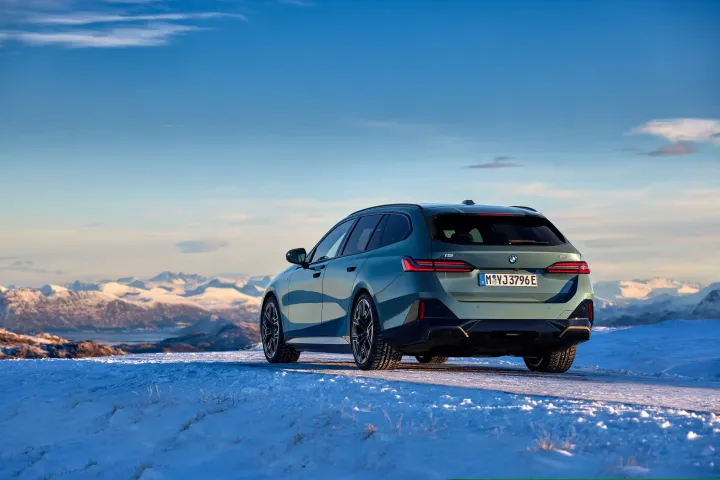 bmw serie 5 touring 3 scaled