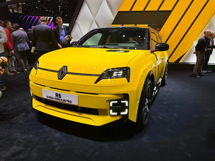 renault 5 2024 4
