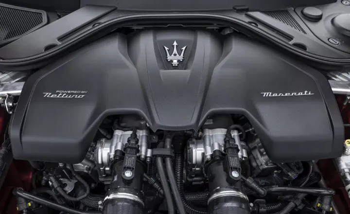 20810 maseratigranturismotrofeorossogranturismo