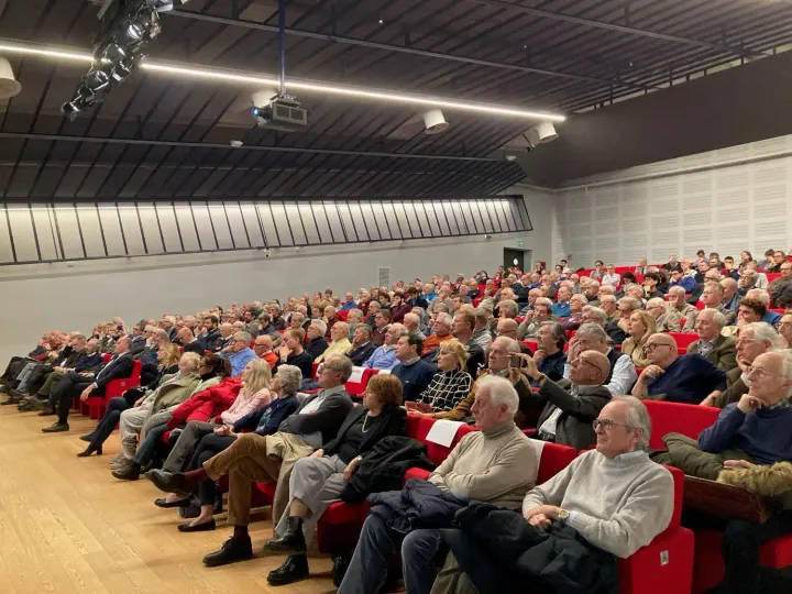 aula piena