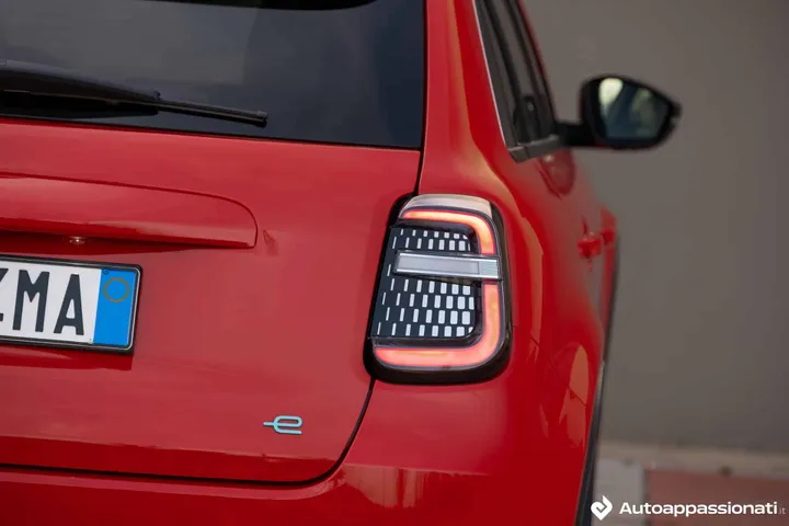fiat 600e 2024 5