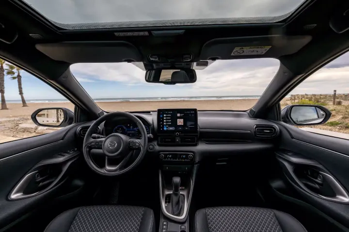 mazda2 hybrid 2024